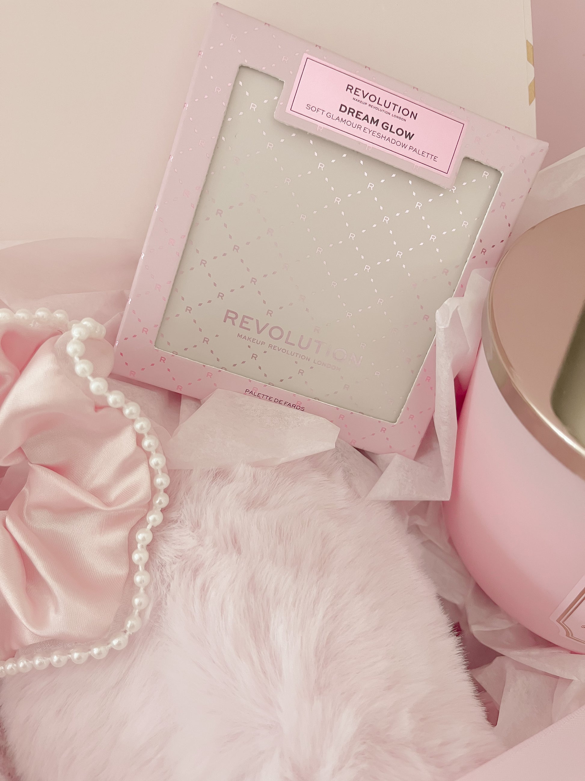 Think Pink Glow in the Dark Lux© Chunky Glitter – Jewel Box Supply
